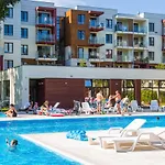 Pomaranczowy Z Basenem,sauna-blisko Morza. Колобжег