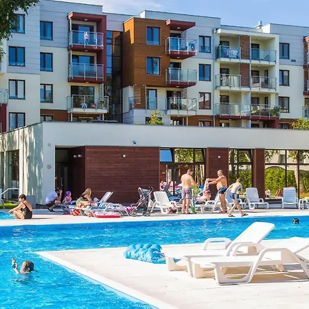 Pomaranczowy Z Basenem,sauna-blisko Morza. Колобжег