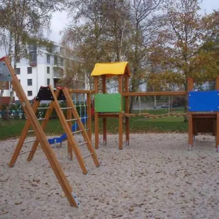 Апартаменти Pomaranczowy Z Basenem,sauna-blisko Morza. *