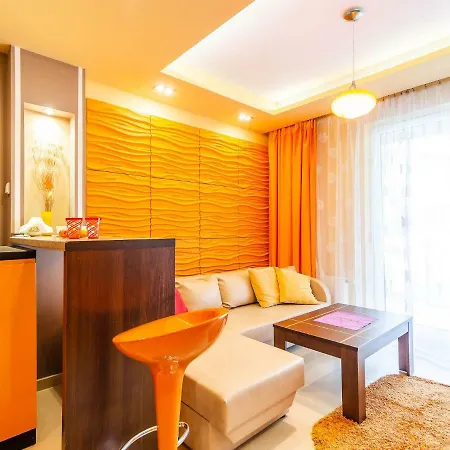 Pomaranczowy Z Basenem,sauna-blisko Morza. * Колобжег