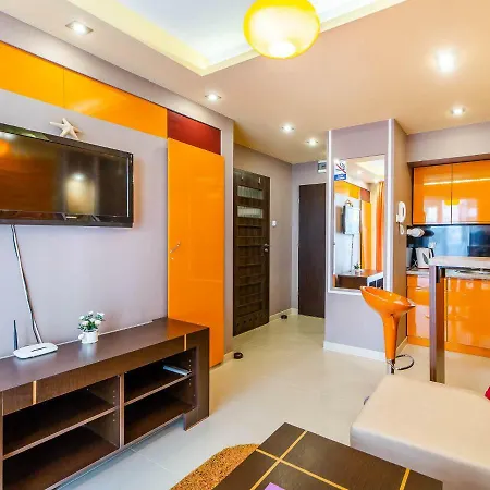 Pomaranczowy Z Basenem,sauna-blisko Morza. Apartmán *