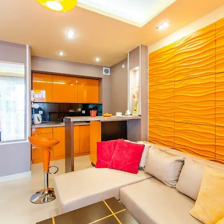 Apartmán Pomaranczowy Z Basenem,sauna-blisko Morza. Kolobřeh