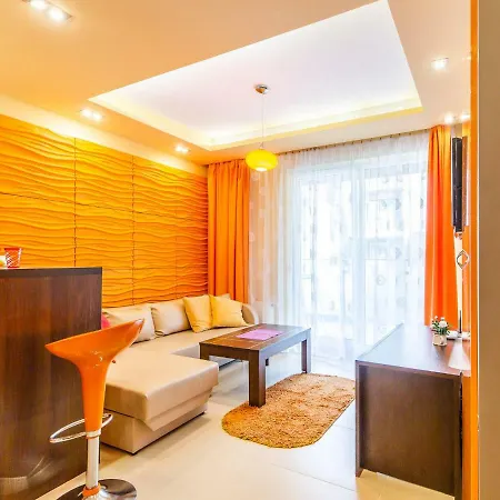 Pomaranczowy Z Basenem,sauna-blisko Morza. Apartment