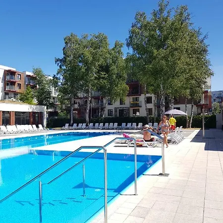 Апартаменти Pomaranczowy Z Basenem,sauna-blisko Morza.