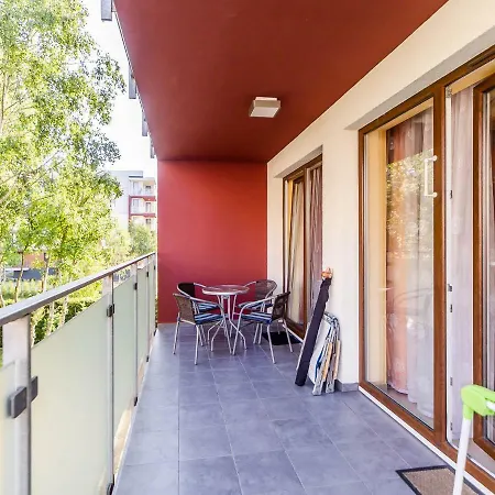 Pomaranczowy Z Basenem,sauna-blisko Morza. Lägenhet *