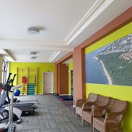 Apartmán Pomaranczowy Z Basenem,sauna-blisko Morza. Kolobřeh
