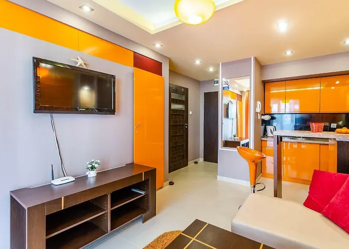 Pomaranczowy Z Basenem,sauna-blisko Morza. Lägenhet *