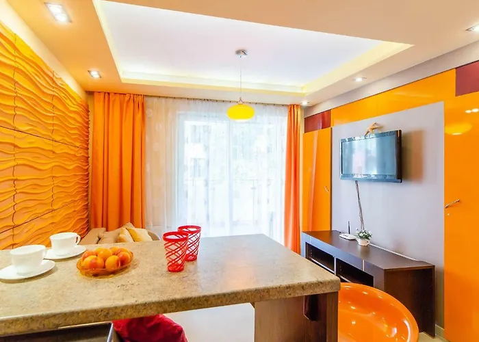 Lägenhet Pomaranczowy Z Basenem,sauna-blisko Morza. Kołobrzeg